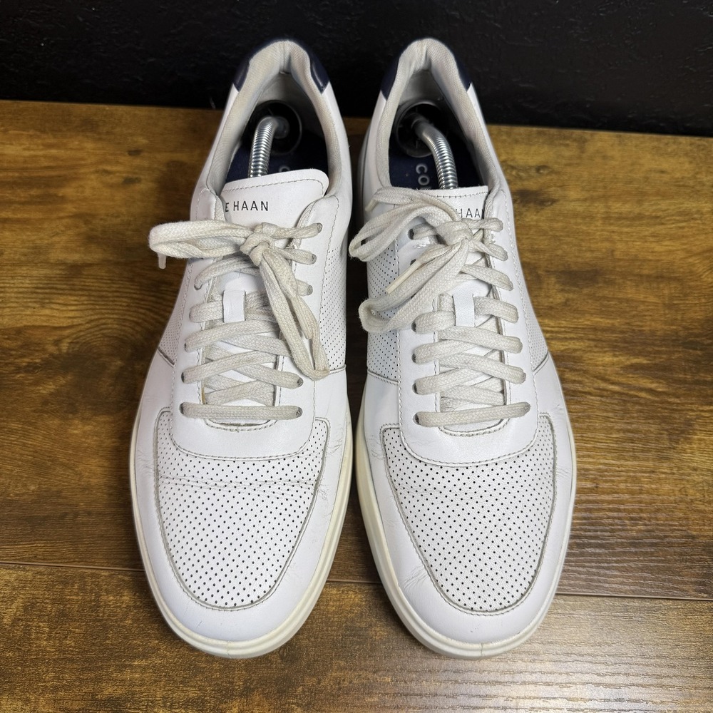 Cole Haan Grand Crosscourt White Leather Sneakers Mens 10.5 M C33987 Navy Trim - Picture 3 of 7